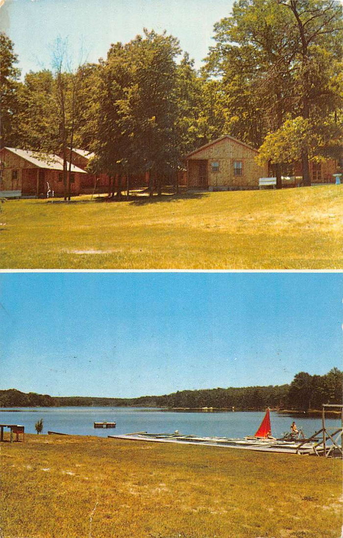 DeMorrow Resort (De Morrows Modern Housekeeping Cottages) - Vintage Postcard